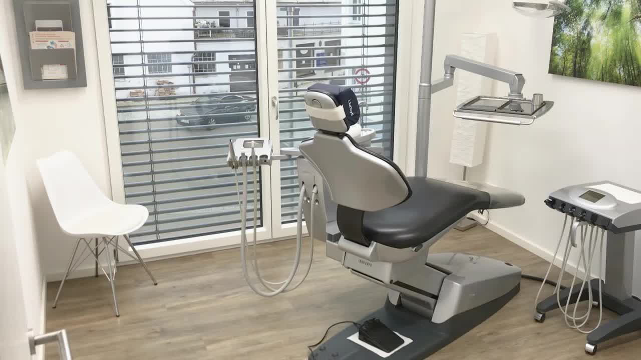 Video Zahnarzt Schmücker in Ottobeuren-Zahnreinigung-PZR